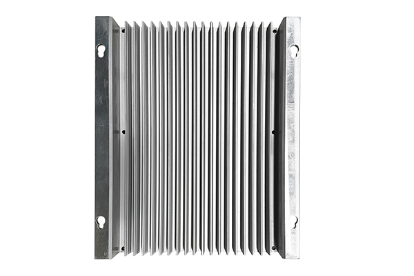 What are the factors that affect the heat sink's heat dissipation effect?